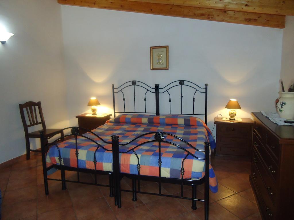 Pineta Monserrato Módica Habitación foto